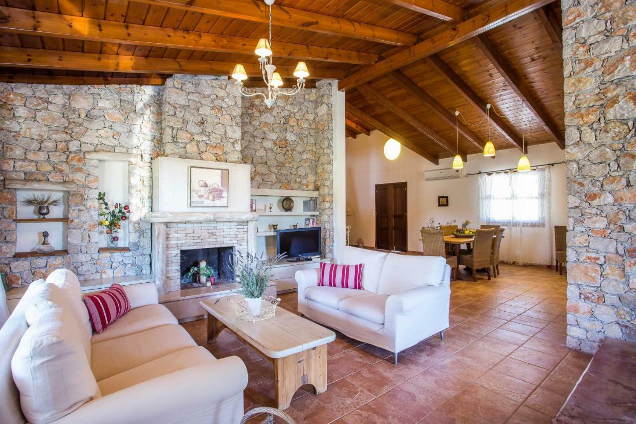 Sunny Countryside Villa - With Private Pool Faliraki Buitenkant foto